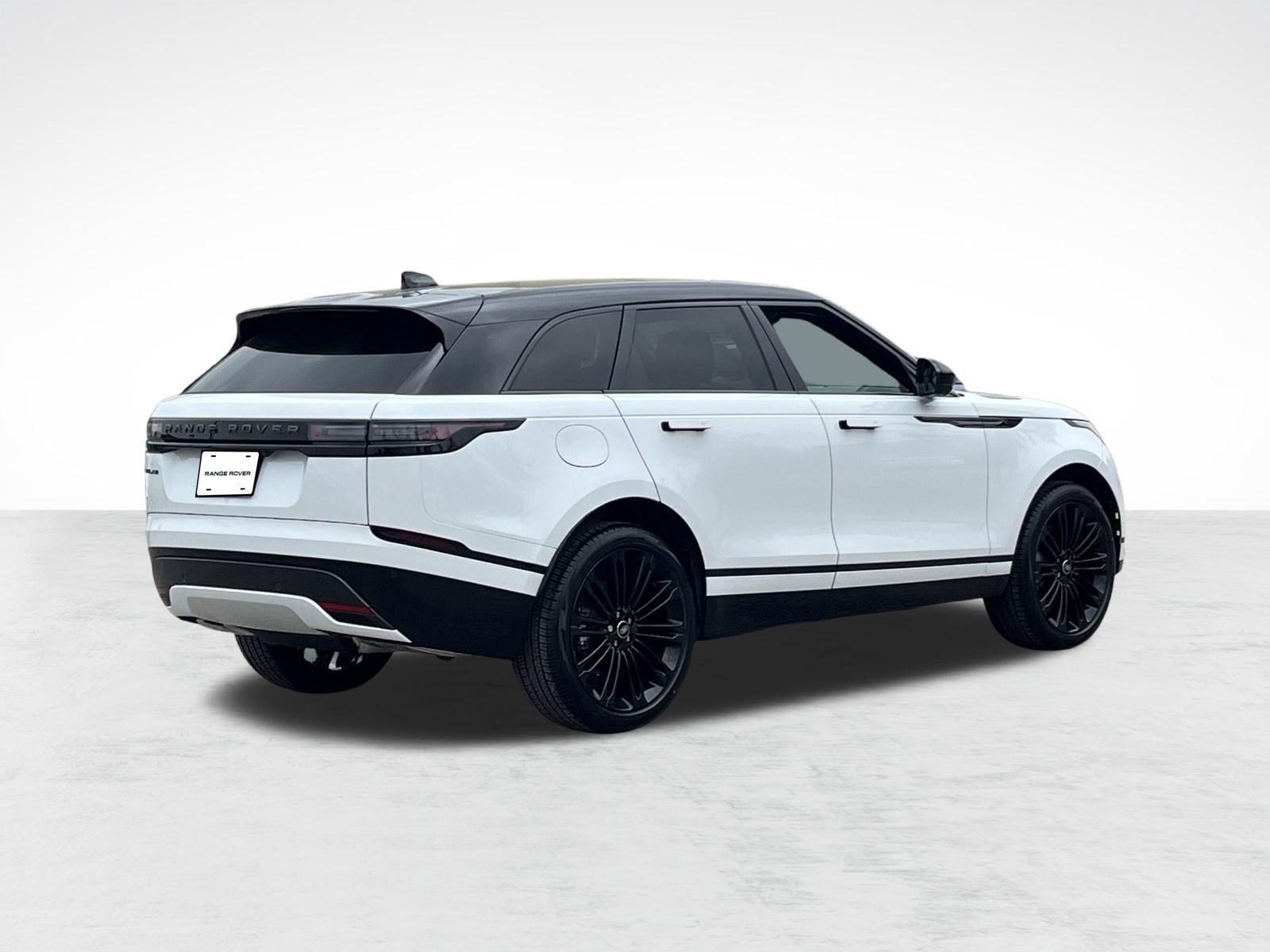 Used 2026 Land Rover Range Rover Velar Dynamic SE AWD/4WD image 8