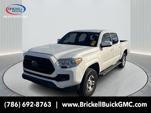 Used 2020 Toyota Tacoma SR image 1
