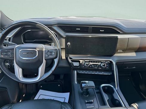 Used 2025 GMC Sierra 1500 Denali w/ Denali Reserve Package AWD/4WD image 9