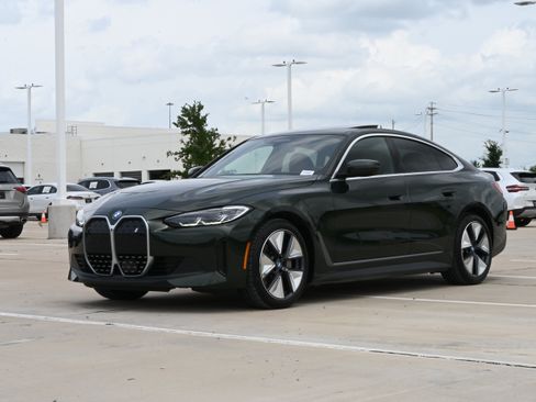 Certified 2023 BMW i4 eDrive35 RWD image 5
