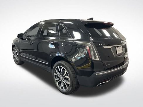 Used 2021 Cadillac XT5 Sportv image 3