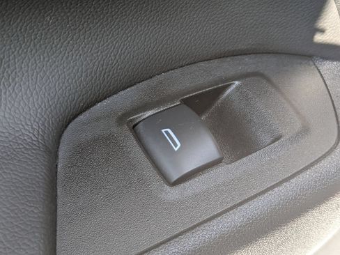 Used 2024 Chevrolet Equinox LT AWD/4WD image 29