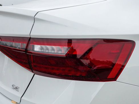 New 2026 Volkswagen Jetta SE image 7