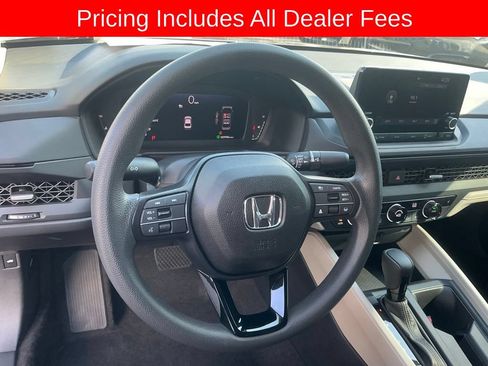 Used 2025 Honda Accord SE image 12