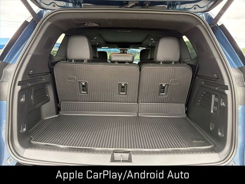 New 2026 GMC Acadia Denali Ultimate w/ LPO, Floor Liner Package AWD/4WD image 7