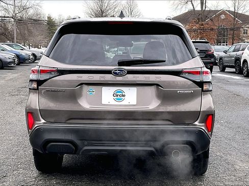 Certified 2025 Subaru Forester Touring image 4