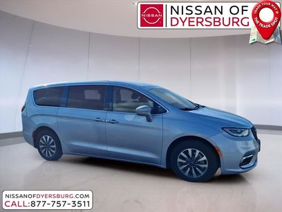Used 2022 Chrysler Pacifica Touring-L