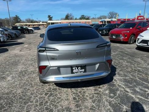 New 2026 Buick Envista Avenir image 7