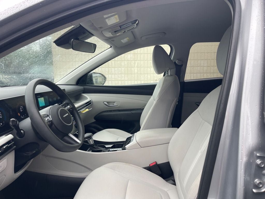 Used 2026 Hyundai Tucson SEL Plus FWD image 12