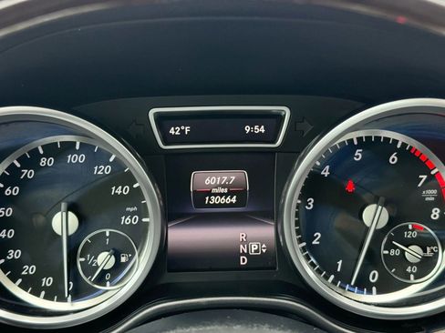 Used 2014 Mercedes-Benz GL 450 4MATIC image 31