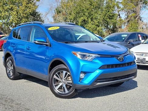 Used 2018 Toyota RAV4 XLE image 37