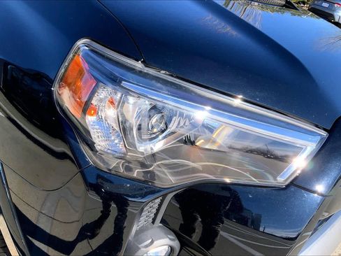 Used 2024 Toyota 4Runner TRD Off-Road Premium image 26