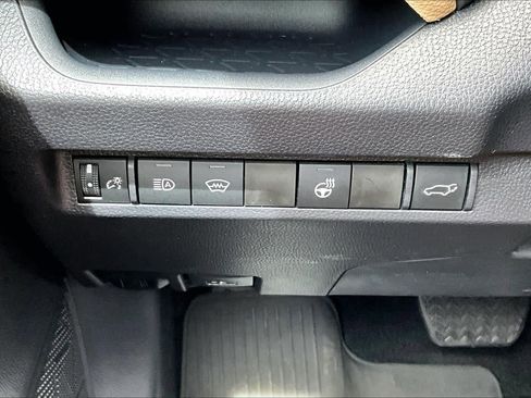 Certified 2025 Toyota RAV4 XLE w/ Convenience Package AWD/4WD image 34