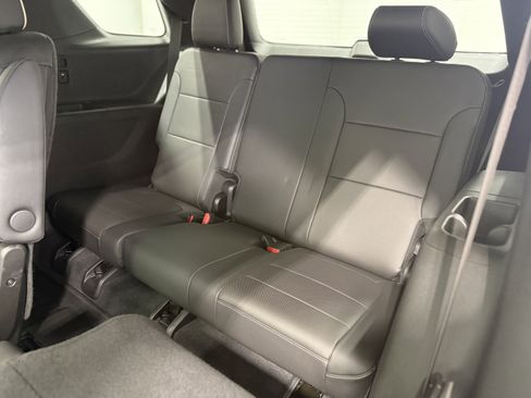 Used 2023 Chevrolet Traverse Premier w/ Redline Edition image 26