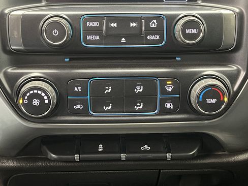 Used 2018 Chevrolet Silverado 1500 LT image 18