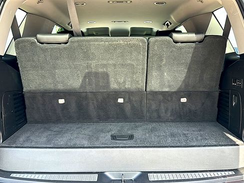 Used 2020 Chevrolet Tahoe Premier RWD image 22