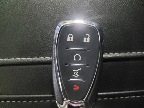 Used 2024 Chevrolet Blazer LT w/ Convenience Package FWD image 32