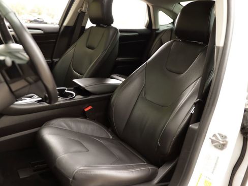 Used 2016 Ford Fusion Titanium AWD/4WD image 20