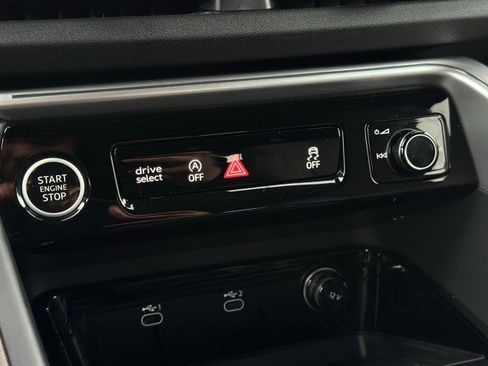 Used 2025 Audi Q5 Premium Plus image 14