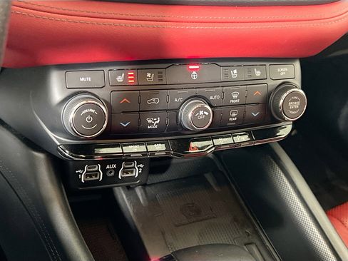 Used 2022 Dodge Durango R/T w/ Blacktop Package image 16