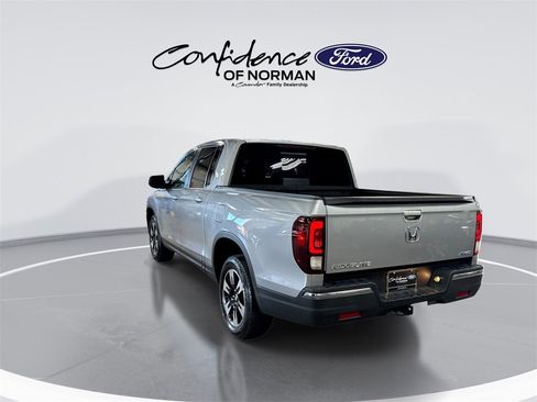 Used 2020 Honda Ridgeline RTL image 6