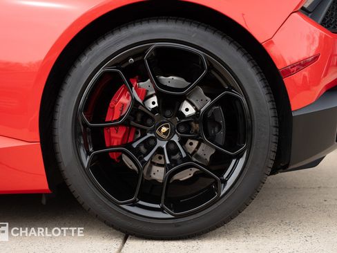 Used 2018 Lamborghini Huracan LP 580-2 image 9