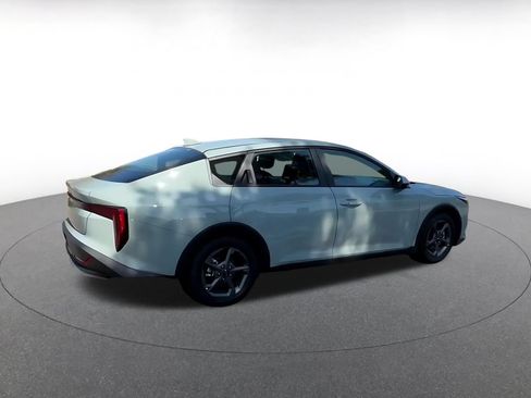 Used 2025 Kia K4 FWD image 15