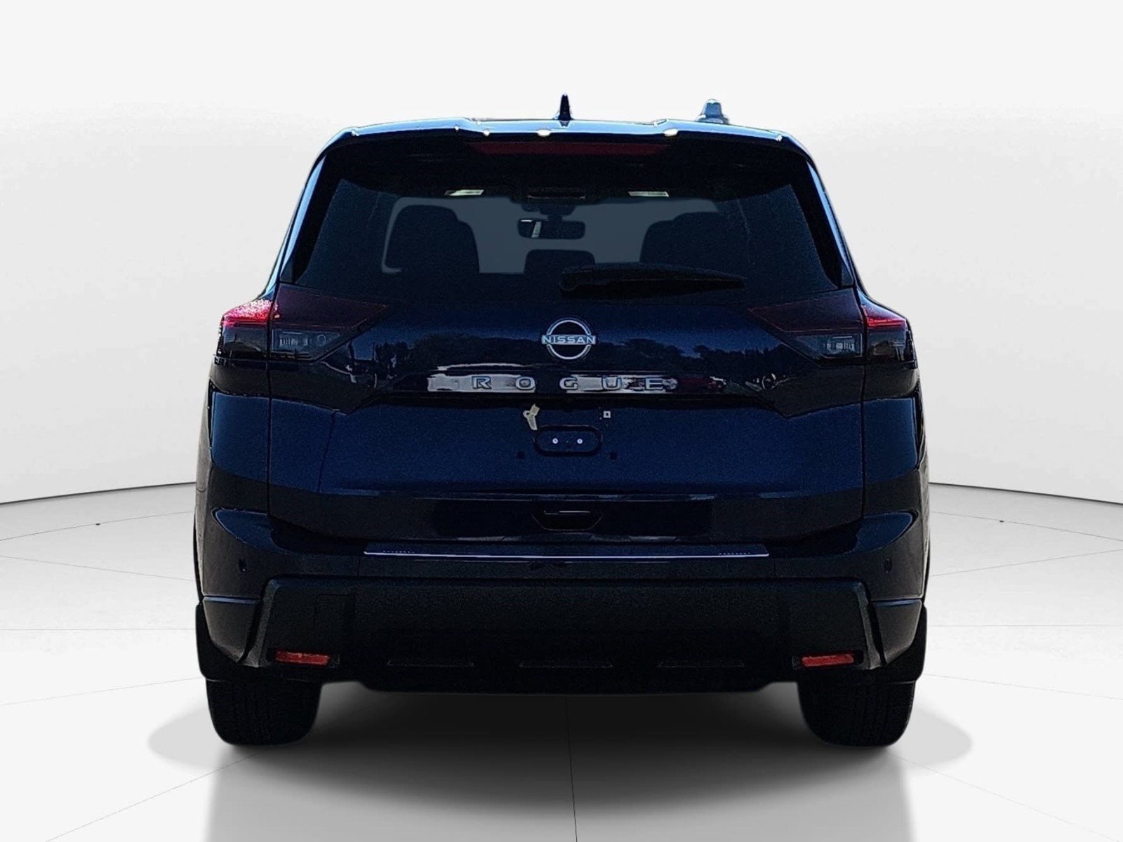 Used 2026 Nissan Rogue SV FWD image 5