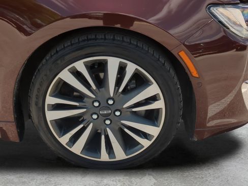 Used 2019 Lincoln MKZ Reserve FWD image 26