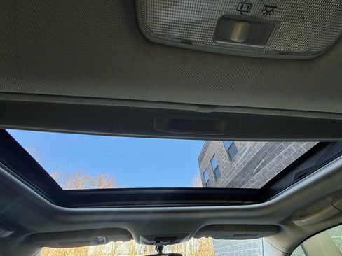 Used 2013 Lexus CT 200h image 30