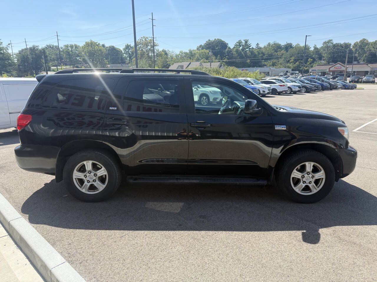 Used 2017 Toyota Sequoia SR5 RWD image 6