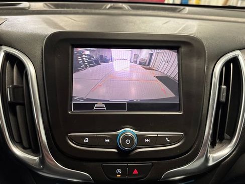 Used 2022 Chevrolet Equinox LT w/ LPO, Floor Liner Package FWD image 41