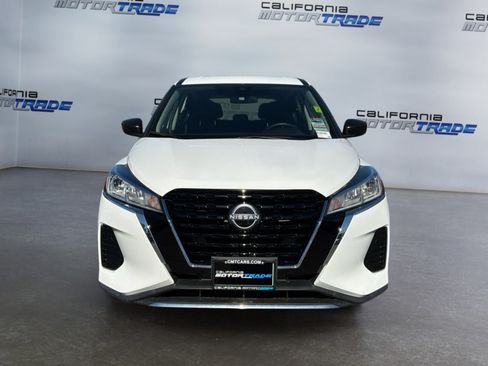 Used 2024 Nissan Kicks S FWD image 2