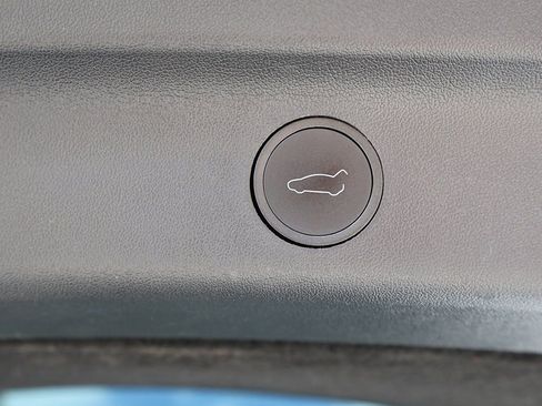 Used 2023 Tesla Model Y Long Range image 20