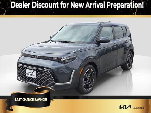 New 2025 Kia Soul EX image 1