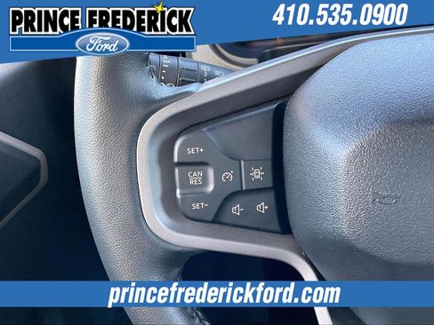 Used 2025 Ford Bronco Big Bend image 17