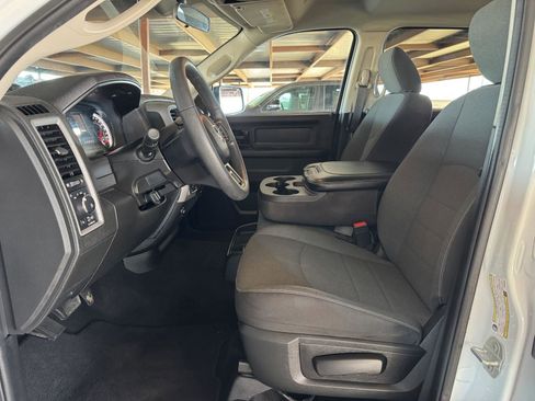 Used 2023 RAM 1500 Tradesman w/ Tradesman SXT Package image 24