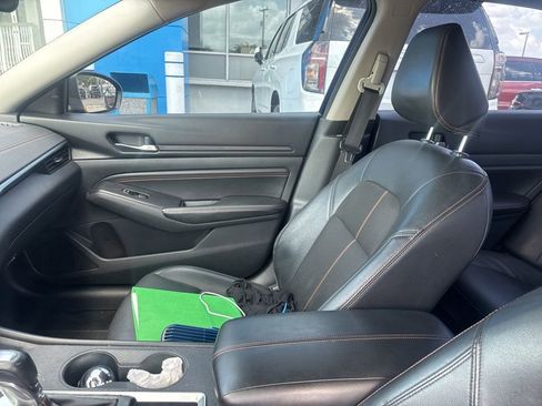Used 2019 Nissan Altima 2.5 SR w/ SR Premium Package FWD image 17