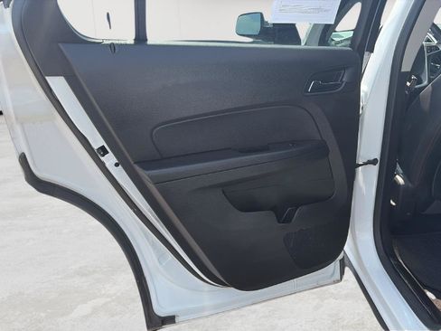 Used 2016 Chevrolet Equinox LTZ w/ Enhanced Convenience Package FWD image 15