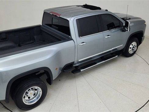 Used 2024 Chevrolet Silverado 3500 High Country image 82