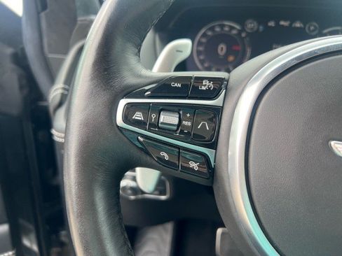 Used 2021 Aston Martin DBX AWD/4WD image 15