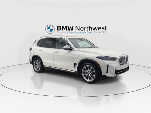 New 2026 BMW X5 xDrive40i w/ Climate Comfort Package AWD/4WD image 6