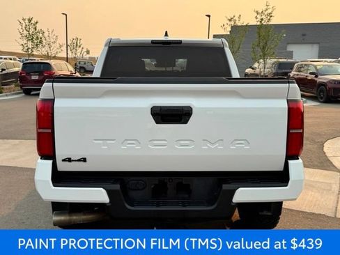 Used 2024 Toyota Tacoma TRD Sport AWD/4WD image 4
