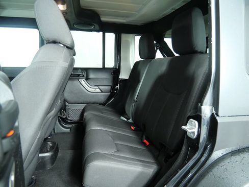 Used 2014 Jeep Wrangler Unlimited Sport w/ Quick Order Package 24S AWD/4WD image 16