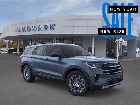 New 2026 Ford Explorer Active w/ Active Comfort Package image 7