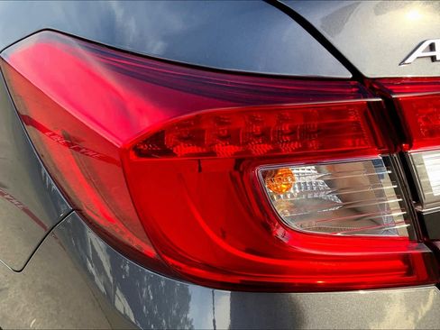 Used 2020 Honda Accord LX image 29