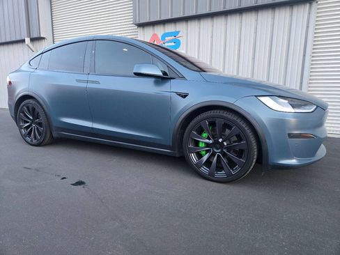Used 2022 Tesla Model X Plaid AWD/4WD image 11