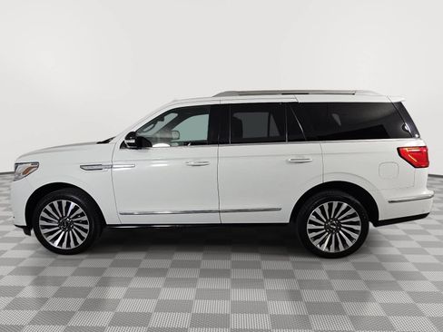 Used 2021 Lincoln Navigator Reserve w/ Luxury Package RWD image 5