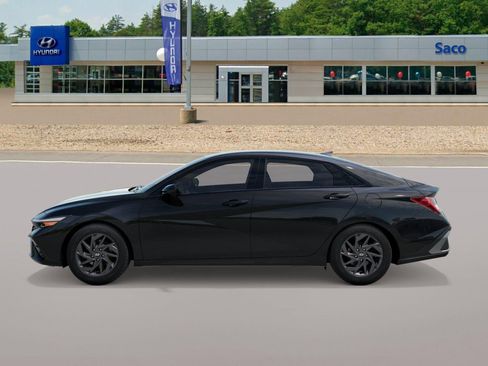 New 2026 Hyundai Elantra Blue image 3