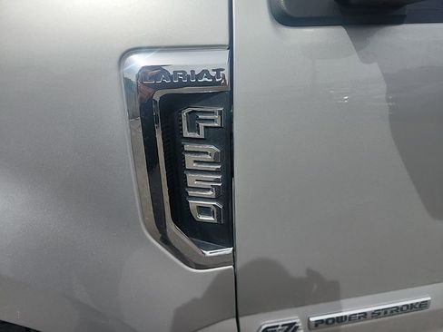 Used 2019 Ford F250 Lariat w/ Lariat Ultimate Package image 6